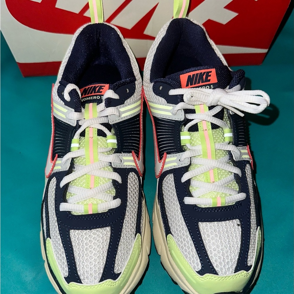 Nike Vomero 6y/7.5w